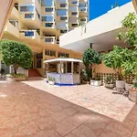 Marbella Center Bechfront 4 Persons