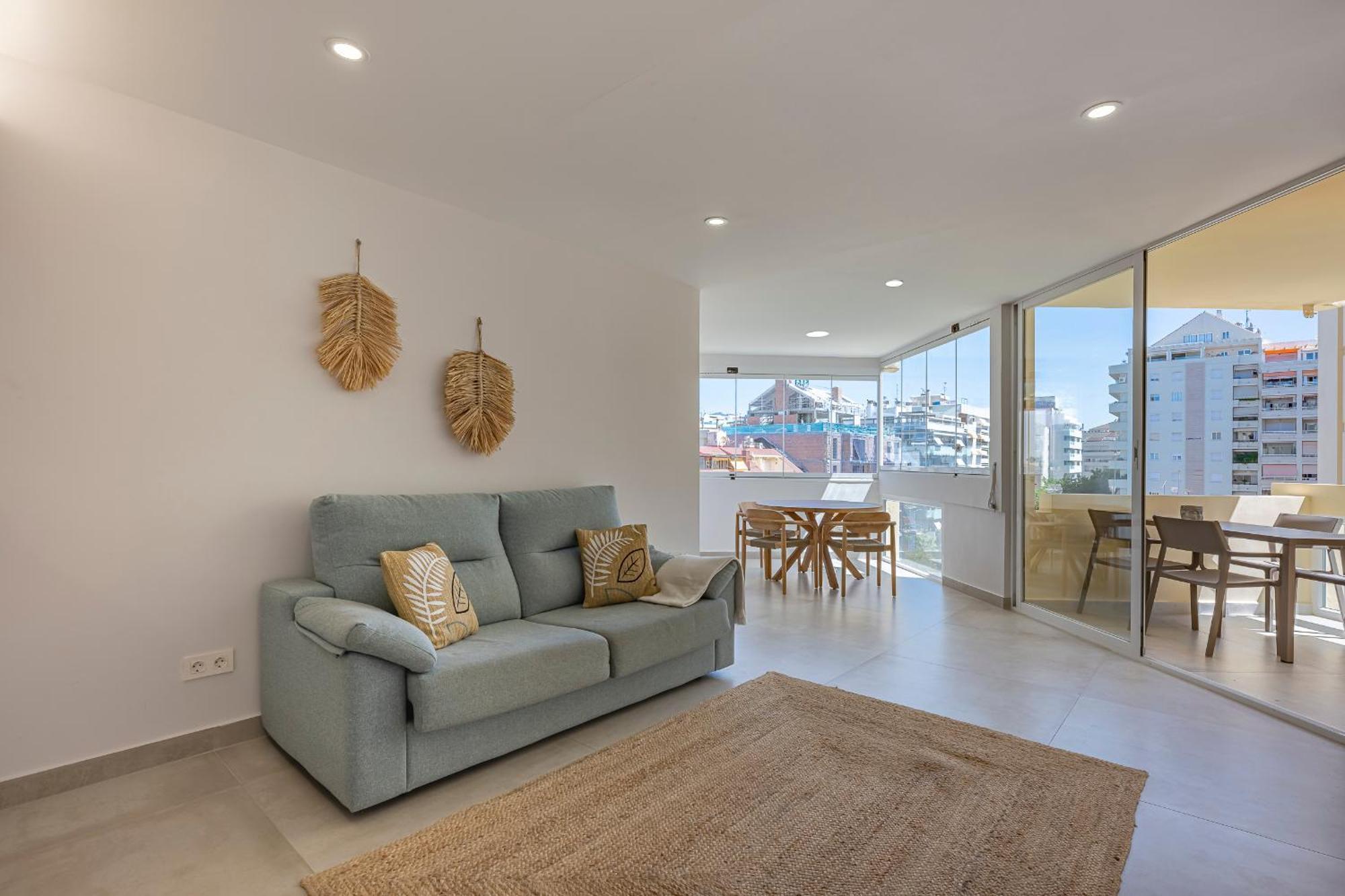 Center Bechfront 4 Persons Marbella