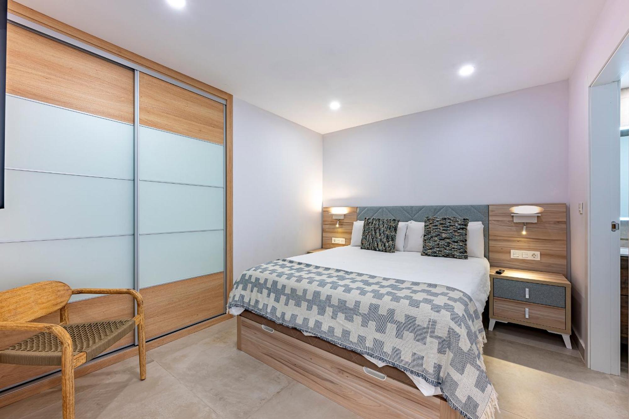 Apartment Center Bechfront 4 Persons Marbella